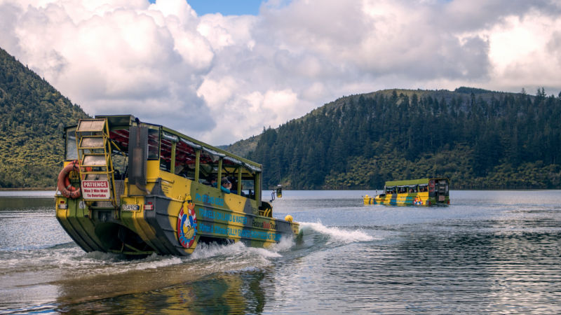  ROTORUA DUCK TOURS - AMPHIBIOUS VEHICLE CITY & LAKES TOUR